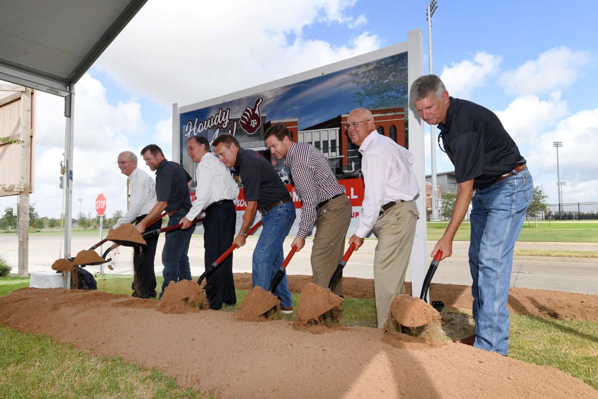 Brookshire Brothers breaks ground for store near Texas A&M campus