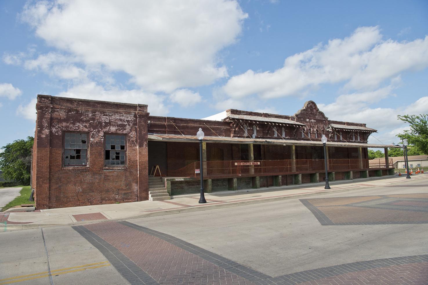 the-ice-house-on-main-street-myaggienation