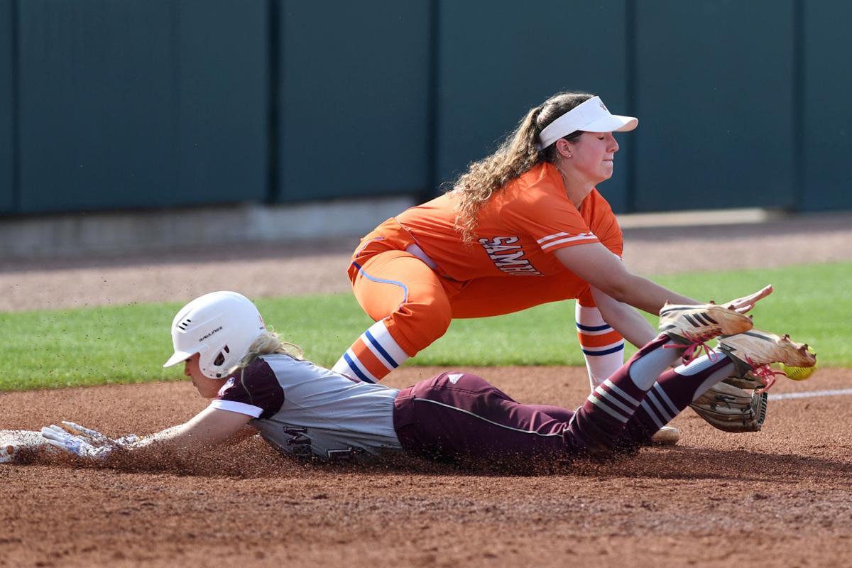 Texas A M Softball Team Makes Plays Late To Sweep Doubleheader Against texas-a-m-softball-team-makes-plays-late-to-sweep-doubleheader-against