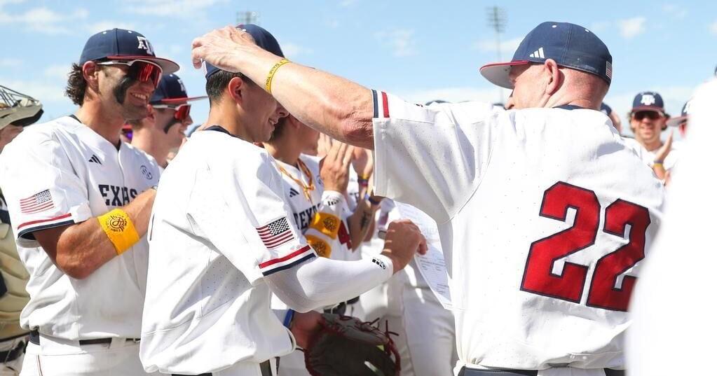 Player-picked song rings up the runs in A&M's sweep of Vanderbilt ...