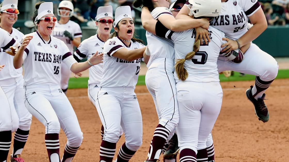 Texas A&M softball team hands Alabama first loss in walkoff fashion