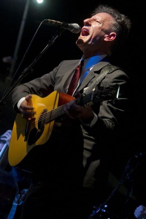 Lyle Lovett First Yell