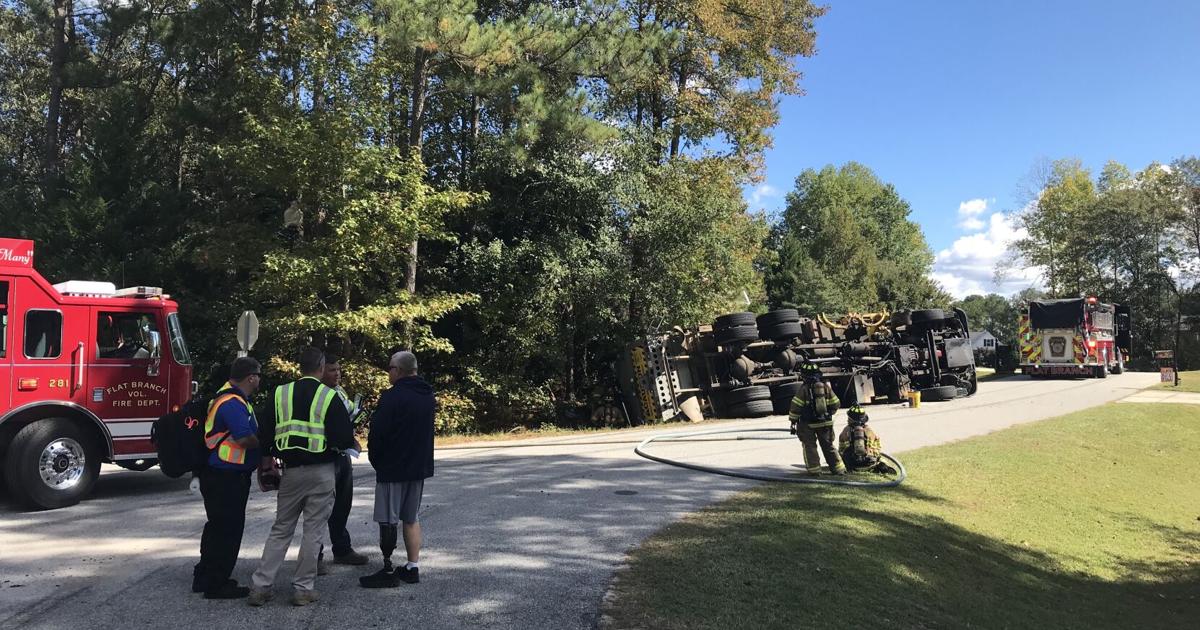Nc 210 Sign NC 210 closed after gas spill | Local News | mydailyrecord.com