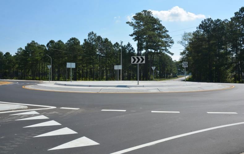 Horseshoe Bend Road reopens with roundabout News