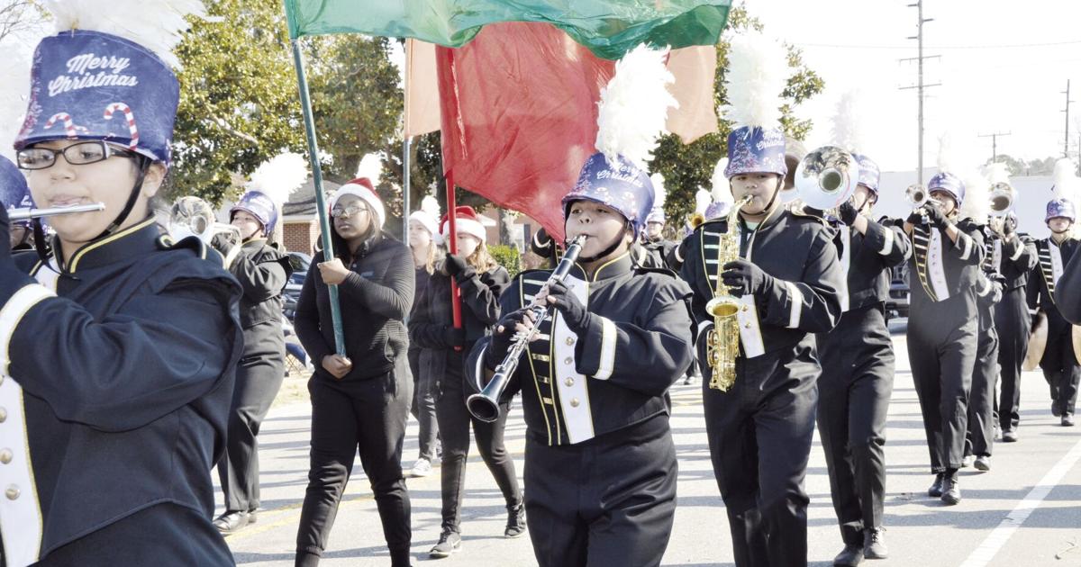 Simultaneous Parade Safety first step in parade planning | Local News | mydailyrecord.com