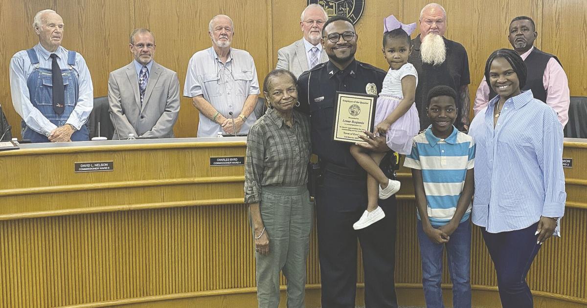 Erwin Police Erwin police officer honored by board | News | mydailyrecord.com