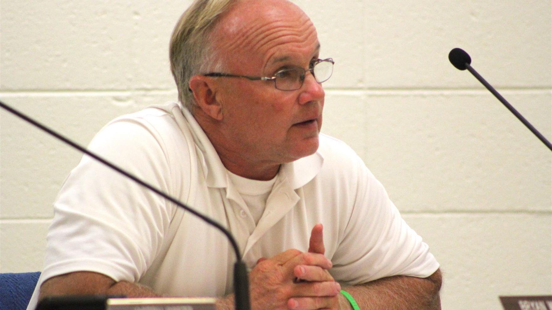 School board honors Williams for 14 years of service - Vimarsana News