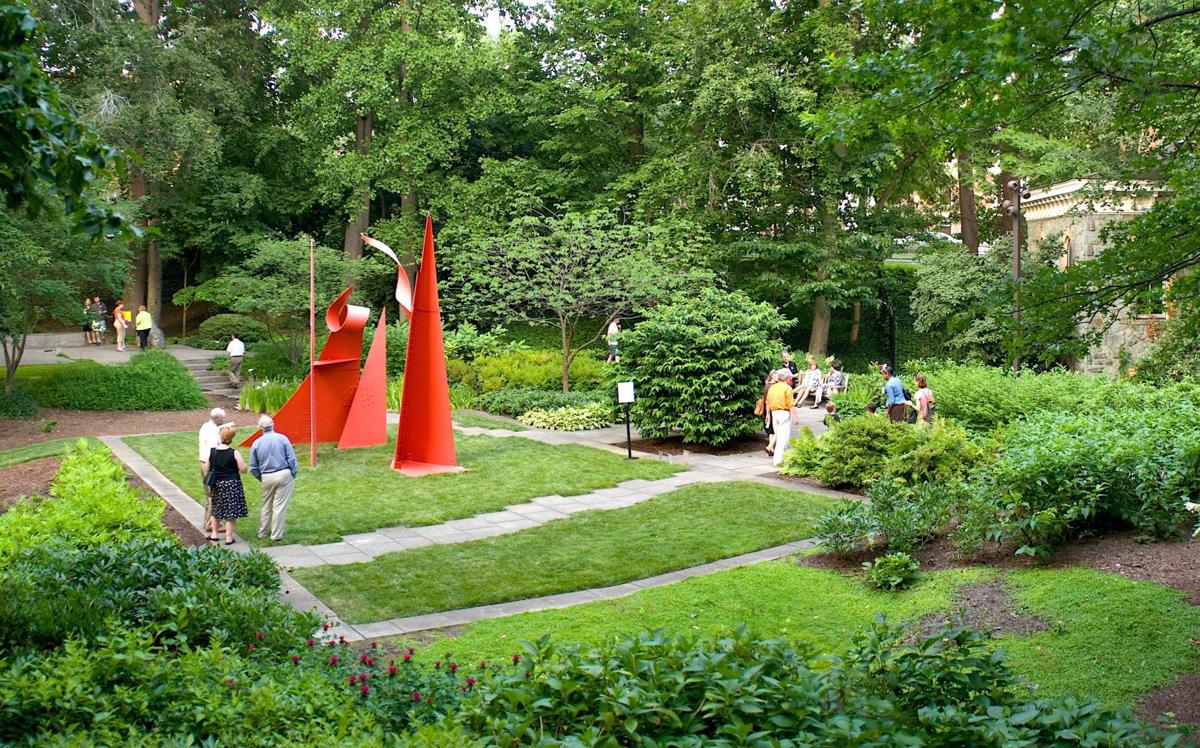 KI Garden Club sponsors trip to Evergreen Museum, BMA Sculpture Garden