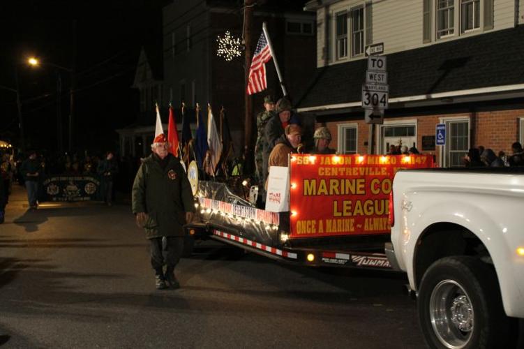 Centreville Christmas Parade Featured