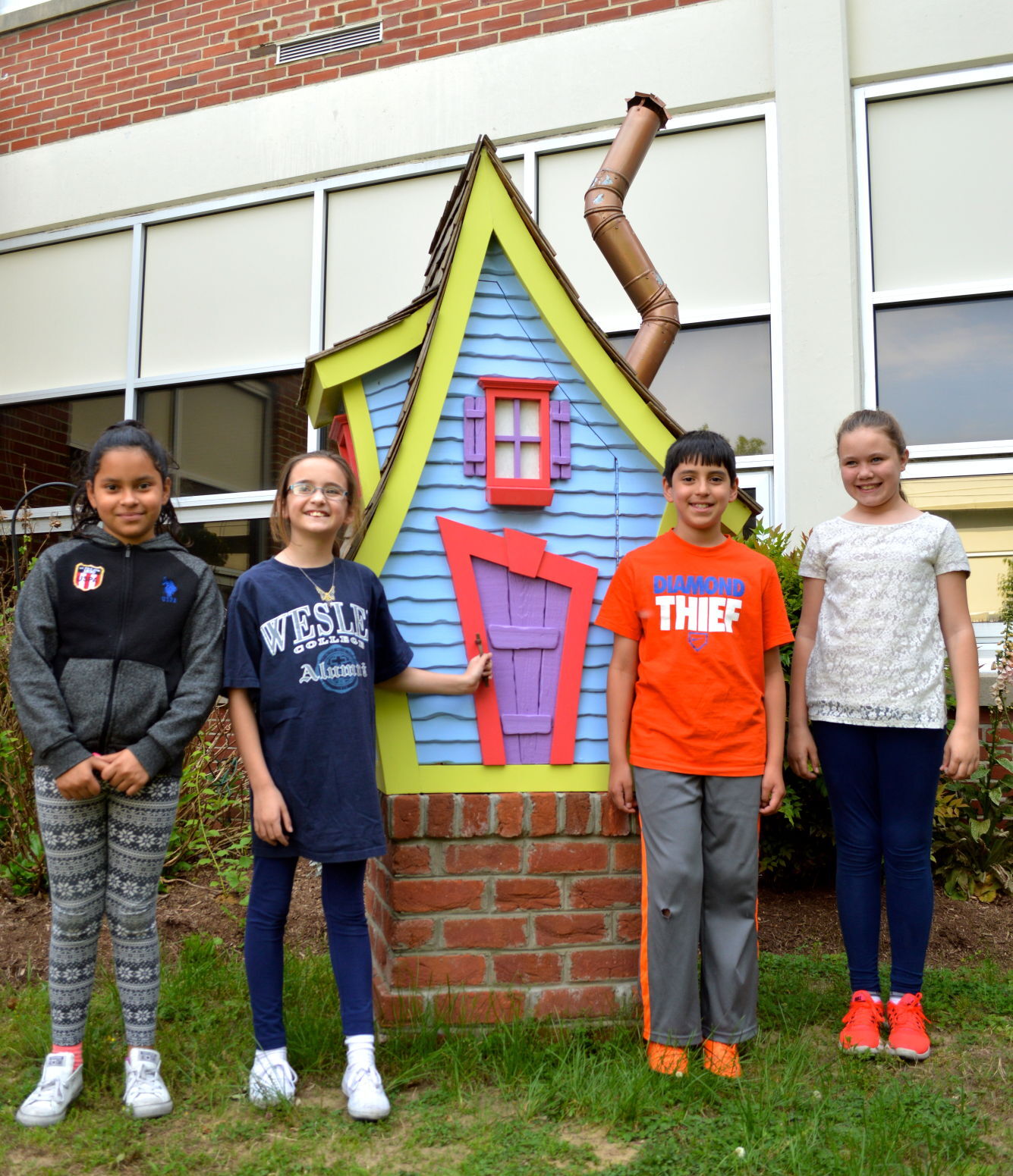 Federalsburg Elementary Backyard Bunch helps town Schools