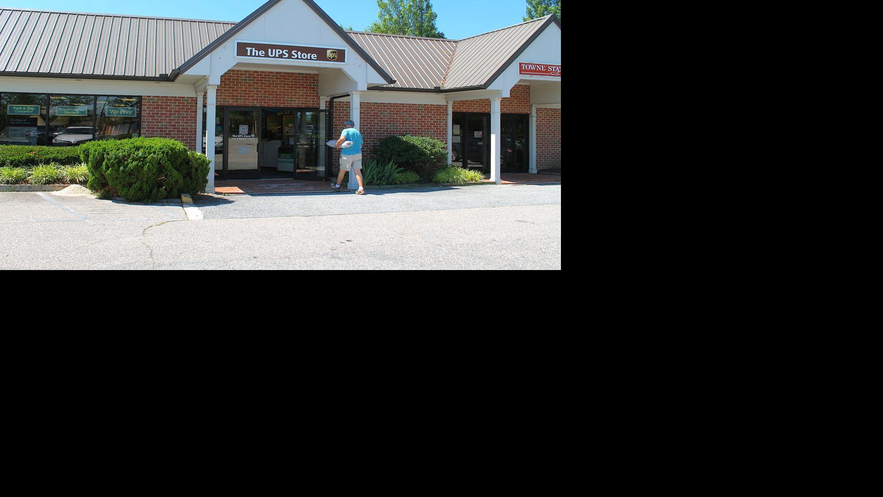 UPS store celebrates 25 years Kent County