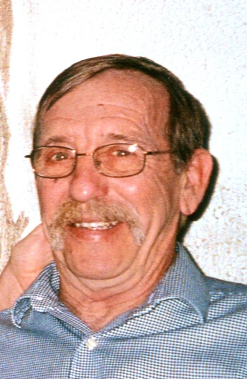 James 'Captain' Earl Gray Obituaries