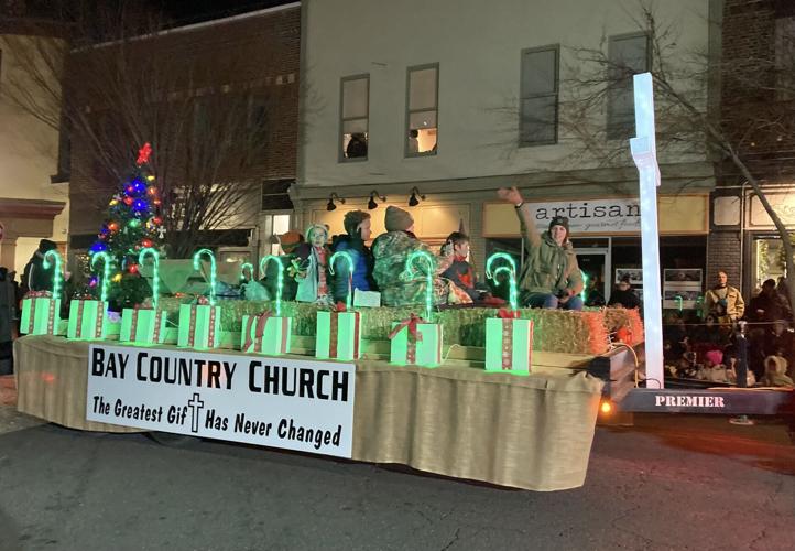 Parade lights up Cambridge for Christmas season News