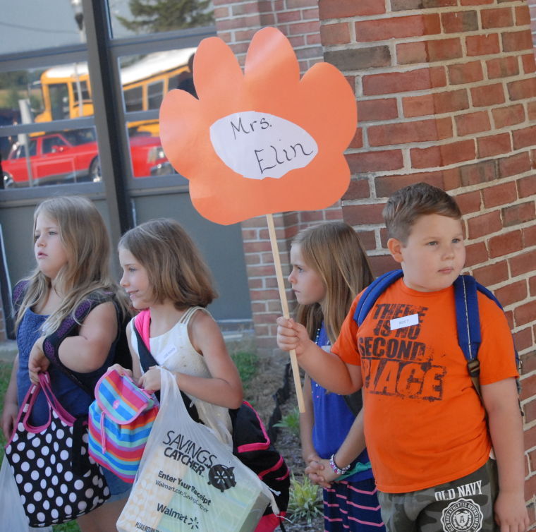 Photo Gallery Ridgely Elementary First Day of School Life