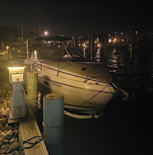 Explosion injures boaters