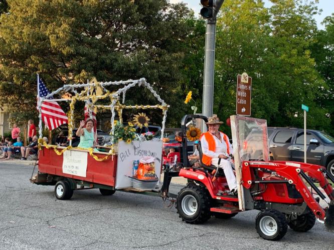 Preston Carnival holds parade