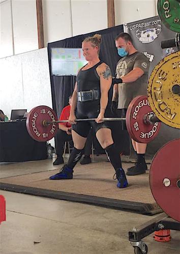 How to Start Powerlifting as a Woman: Meet Staci