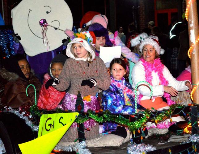 Photo Gallery 2015 Denton Holiday Parade Photos