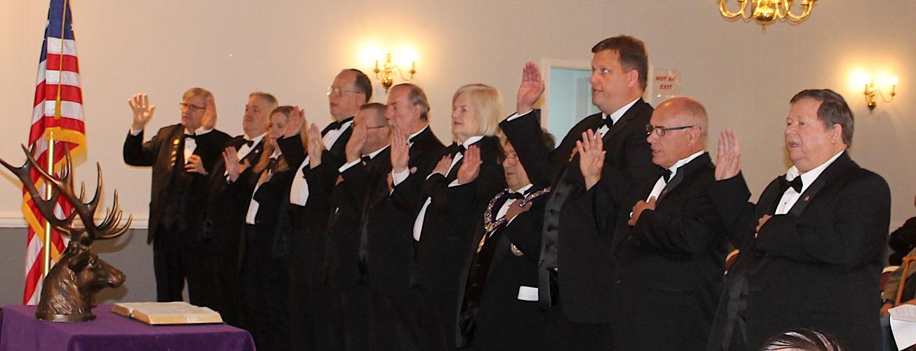 KI Elks install new officers Spotlight