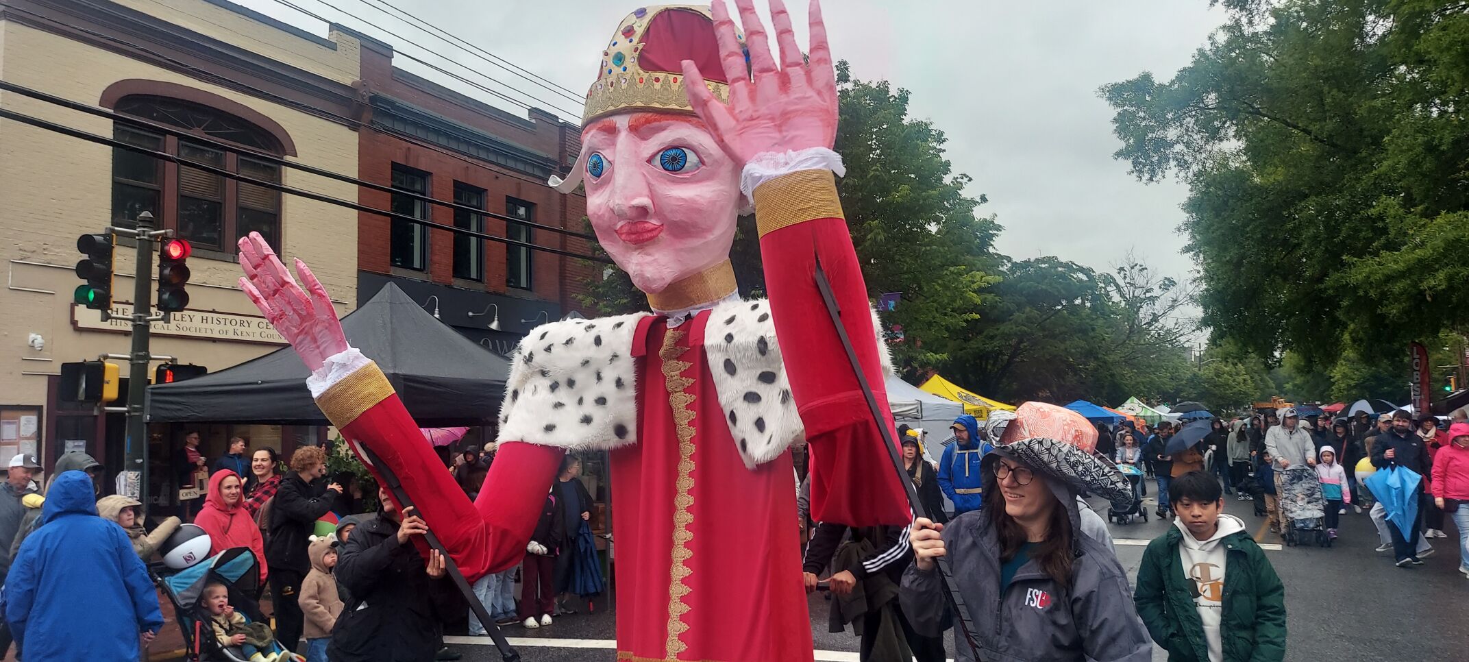 Rain can't sink Tea Party: Festivalgoers brave storms, celebrate