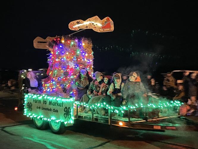 Centreville Holiday Parade "The Magic of Christmas" 2022 Community