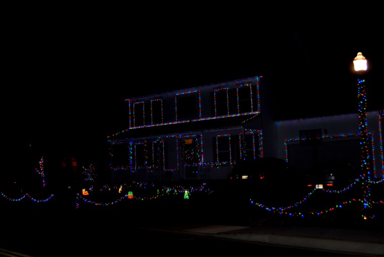 Holiday lights in Denton Featured