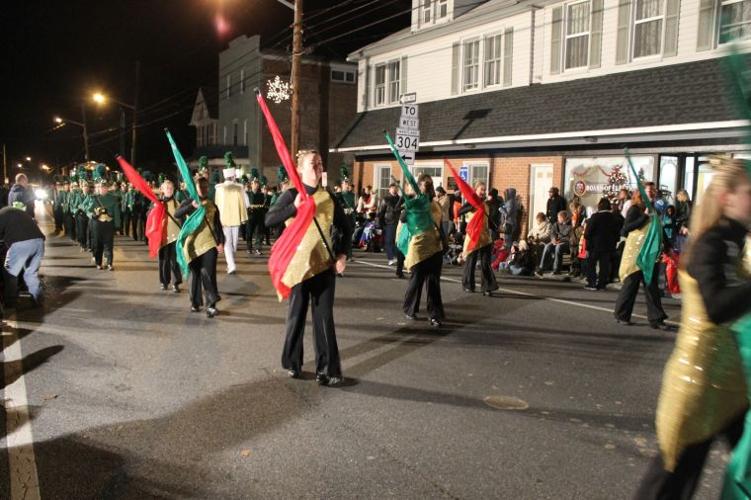 Centreville Christmas Parade Featured