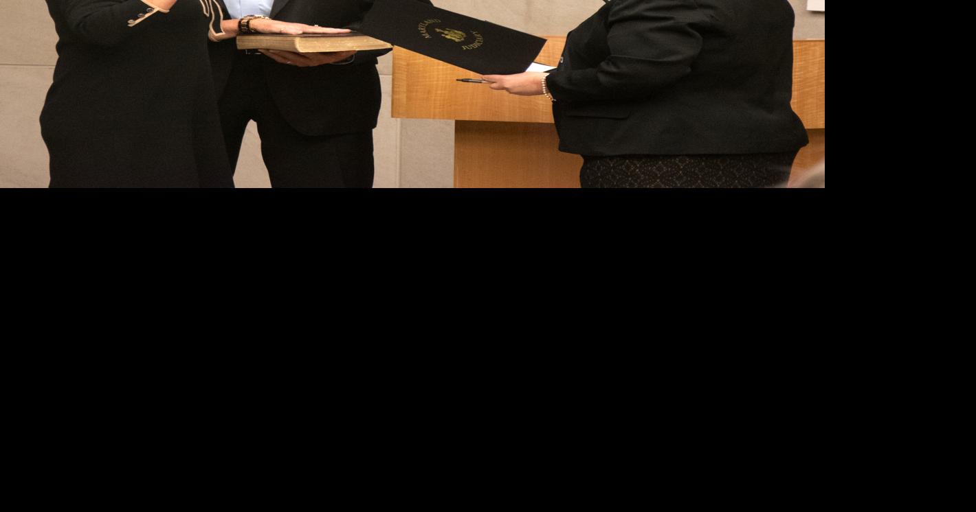 Knight sworn in as Circuit Court Judge | Spotlight | myeasternshoremd.com