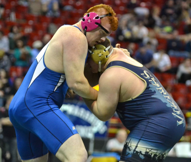 Blades gives Bulldogs firstever title High Schools