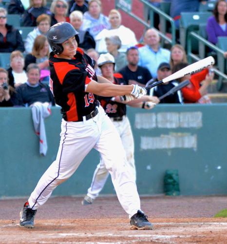 Washington Designated Hitter Ben Smith Runs Editorial Stock Photo