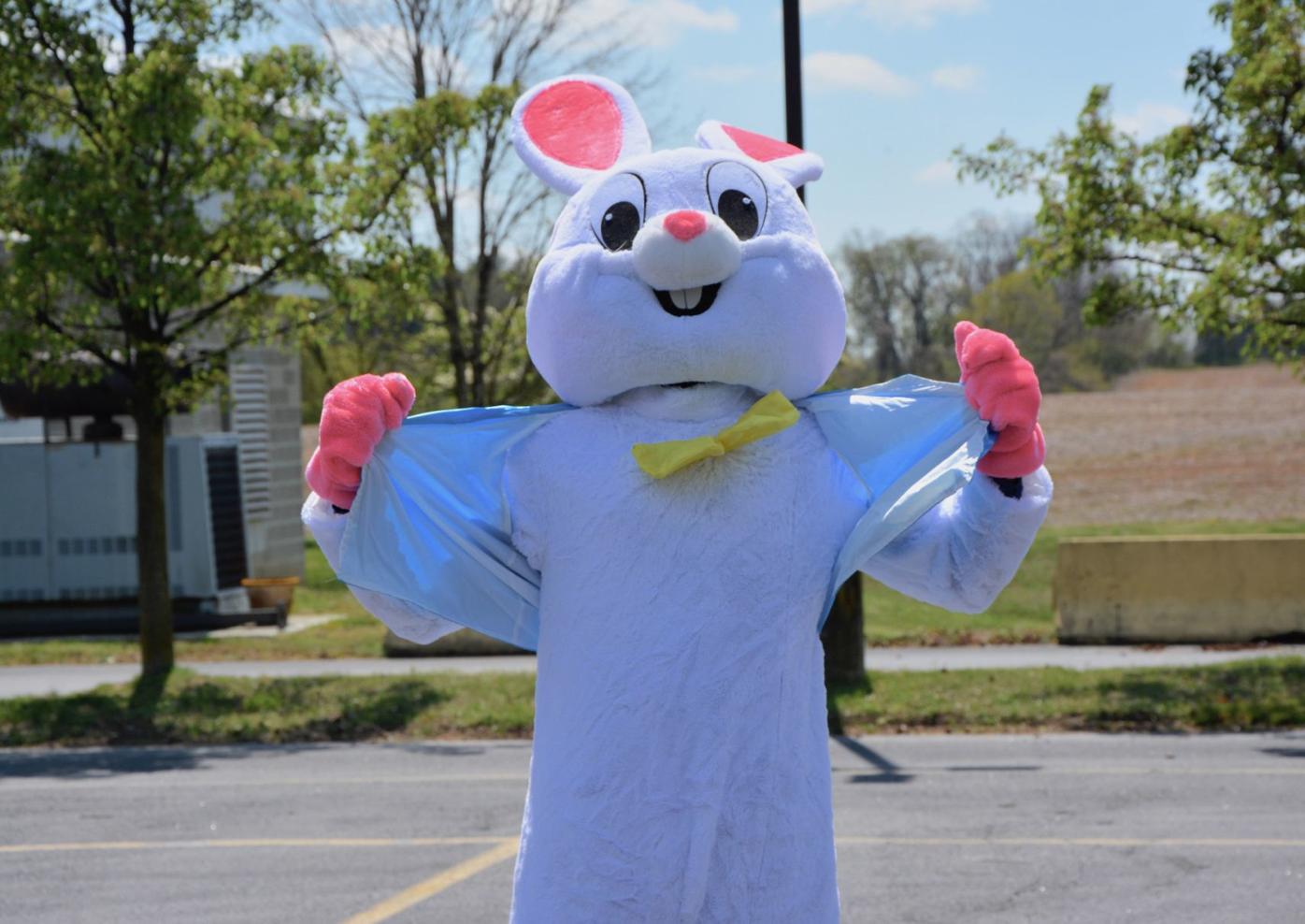 Bunny deputizes 2 for Easter duty in Kent News