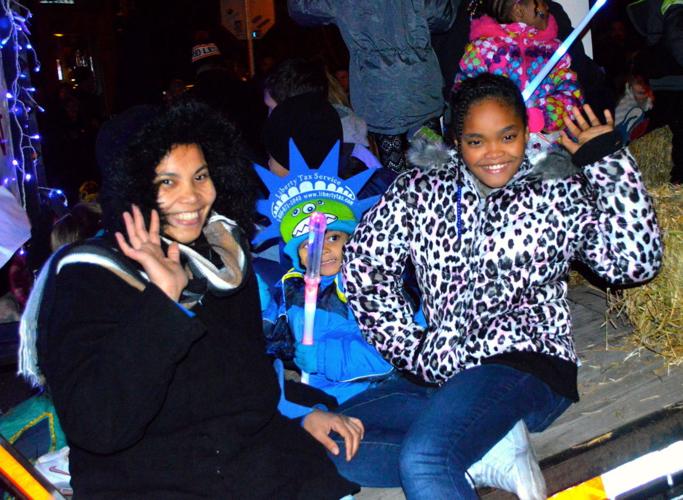 Photo Gallery 2015 Denton Holiday Parade Photos