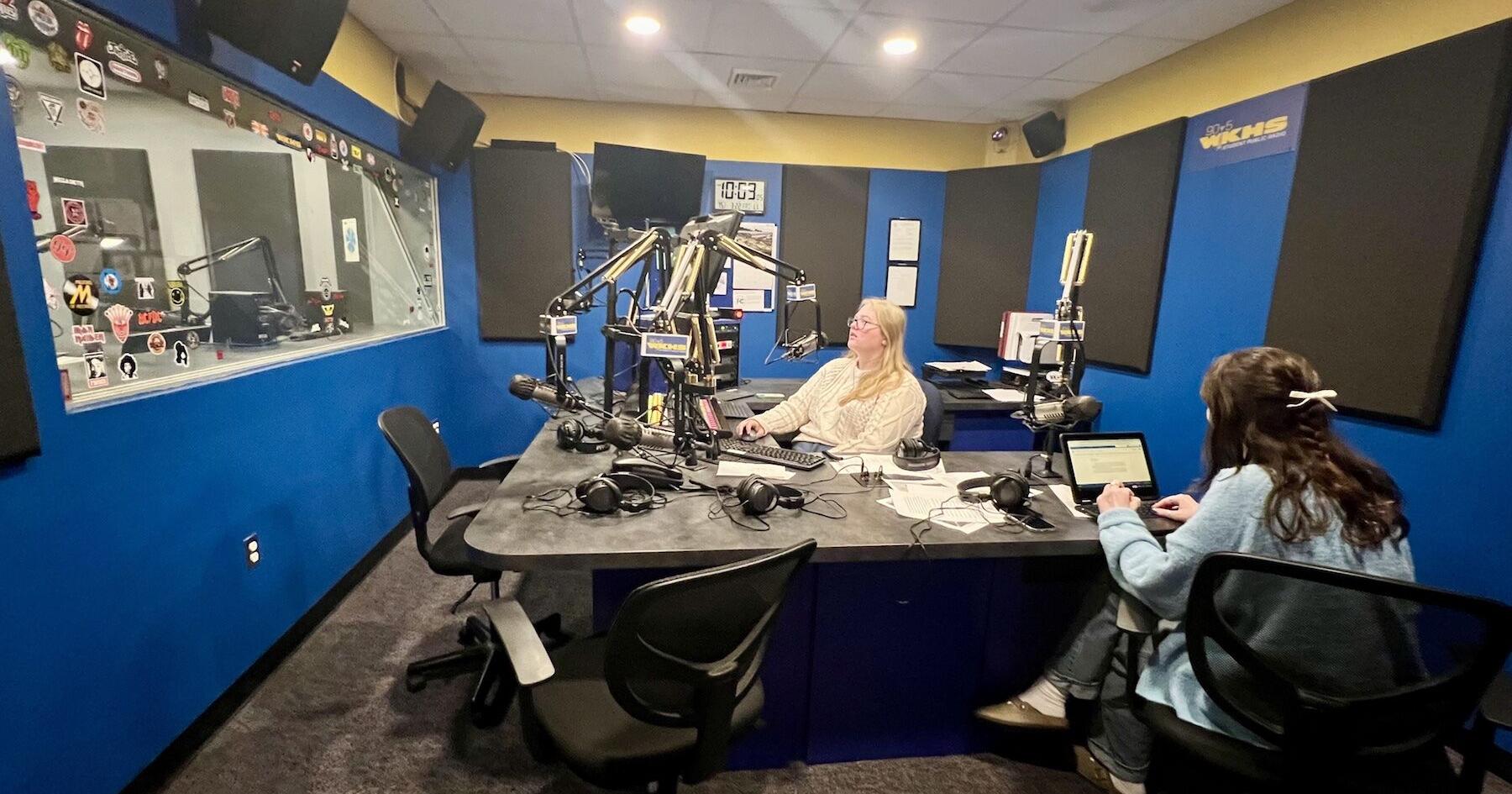 WKHS celebrates 50 years of student public radio - Vimarsana News