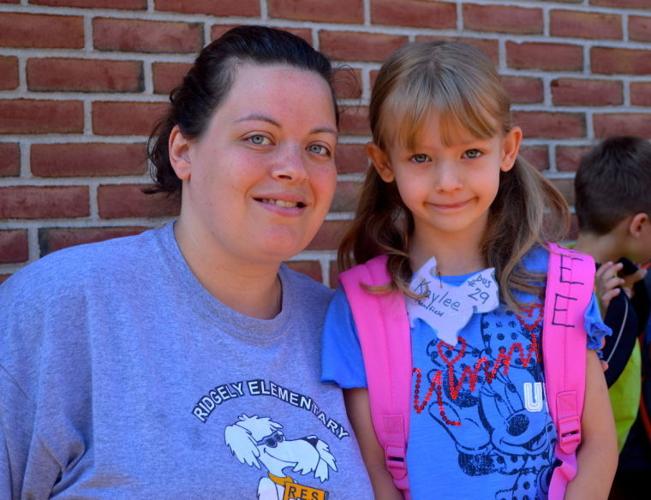 Photo Gallery Ridgely Elementary First Day of School Life