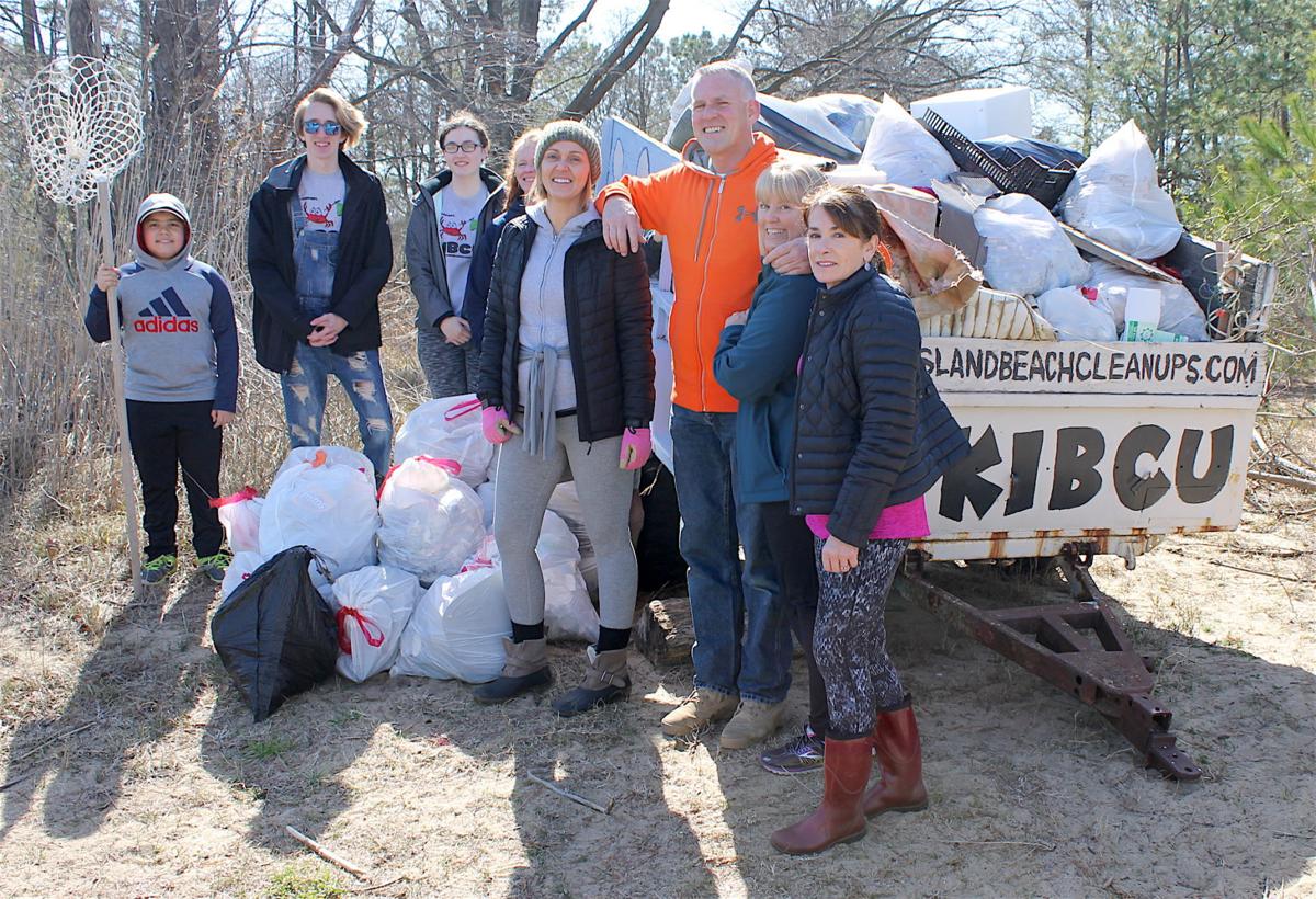 First Beach Cleanup Sees Record Volunteer Turnout Spotlight Some Of The 112 Volunteers Who Turned Out For Kent Island Beach Clean Ups First Cleanup 2018 On Saay Morning March 31 At Terrapin Park In