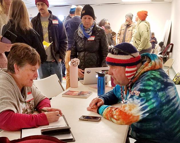 Building methods expo for do it yourselfers draws big crowd in Elfrida ...