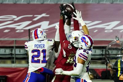 Arizona Cardinals wide receiver DeAndre Hopkins (10) walks on the