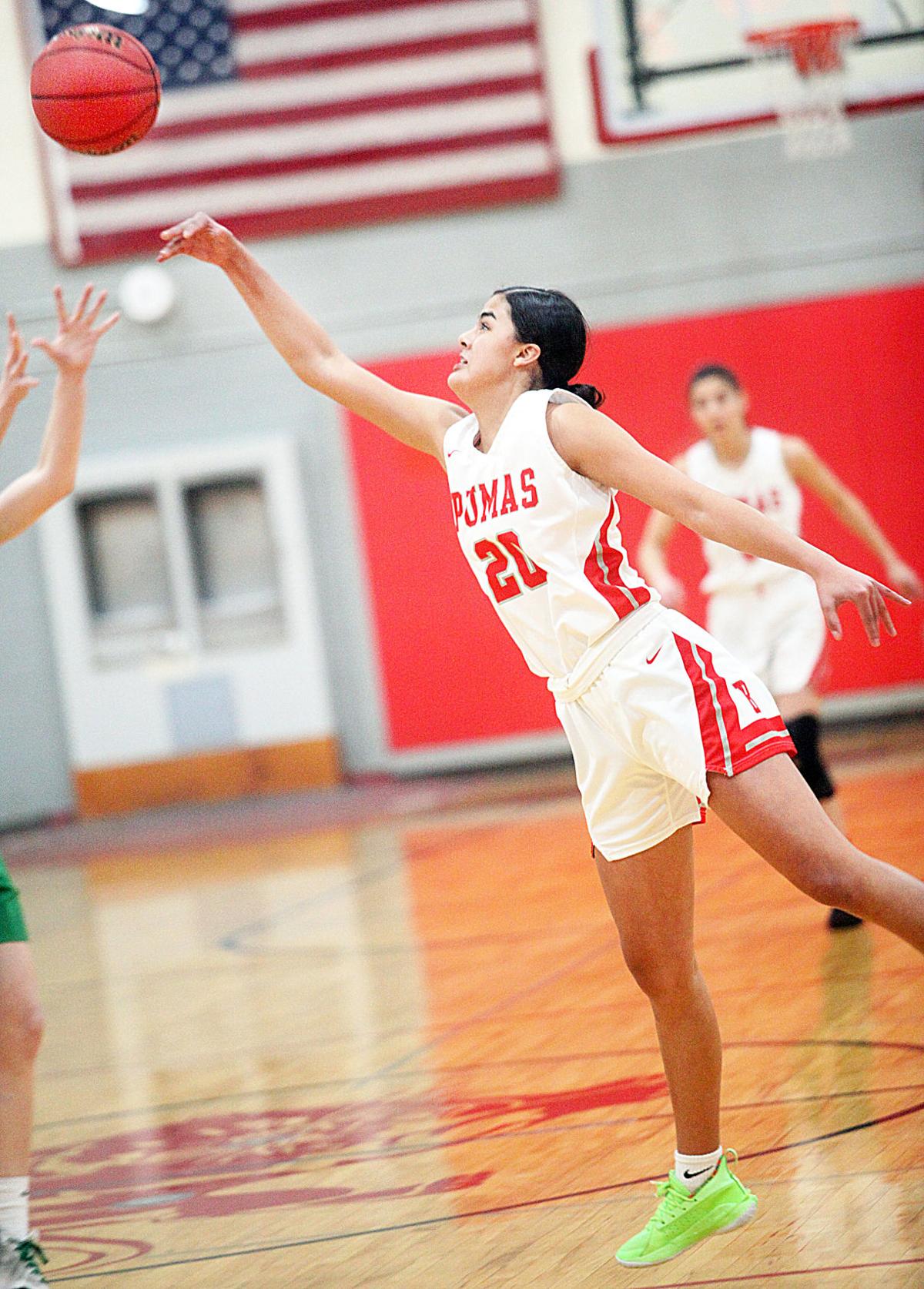 Thatcher Steals Win From Bisbee Girls Best Of Preps