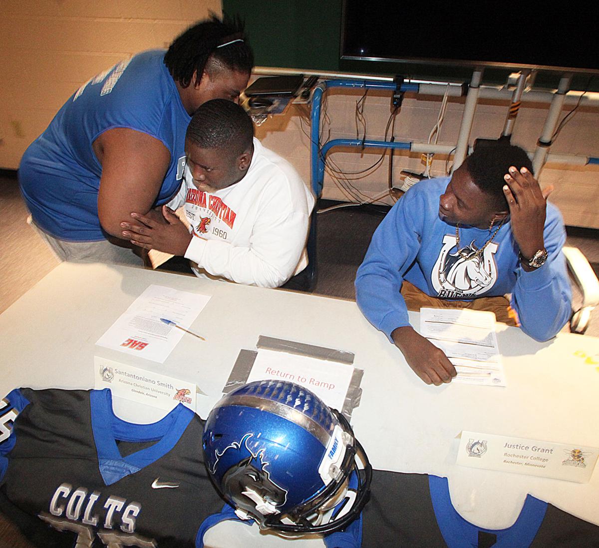 The Next Level Buena S Smith Grant Sign Letters Of Intent Best