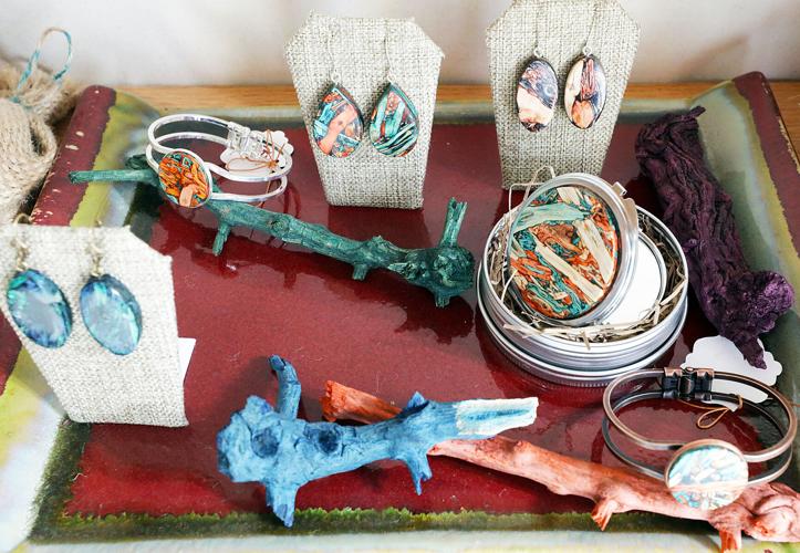 Couple turn tumbleweed into 'tumblestone' jewelry, sculptures Bisbee