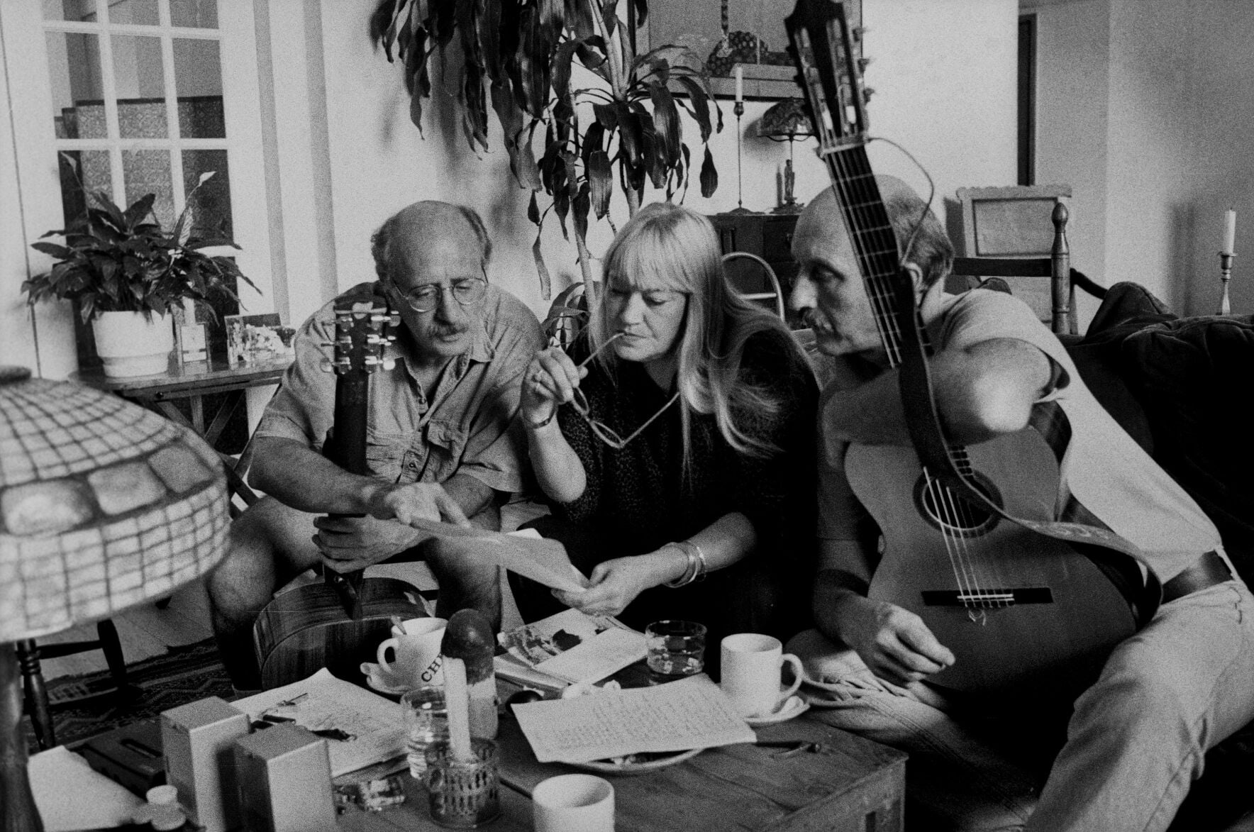 did peter yarrow smoke cigarettes Peter Yarrow, the Peter of Peter, Paul and Mary, Dies at 86