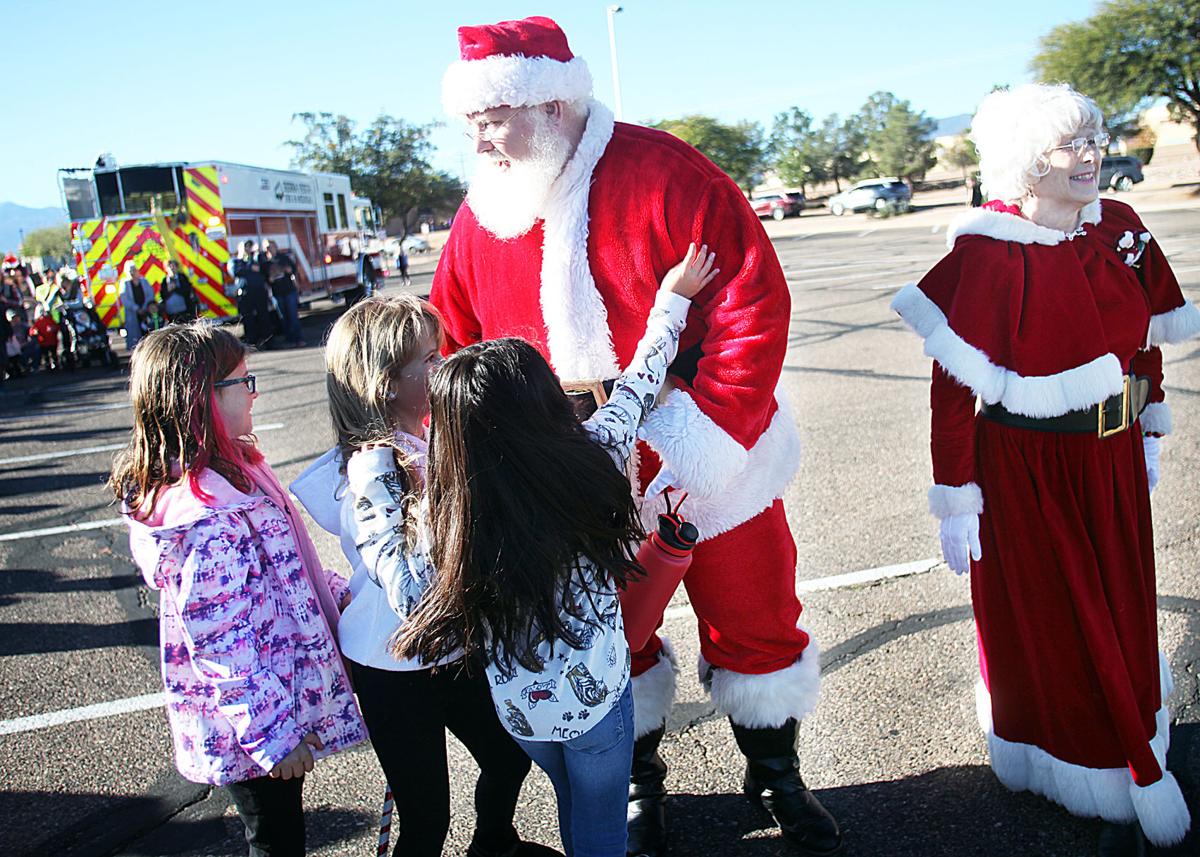 Sierra Vista Loves a Parade; Santa, Mrs. Claus Come in for Landing