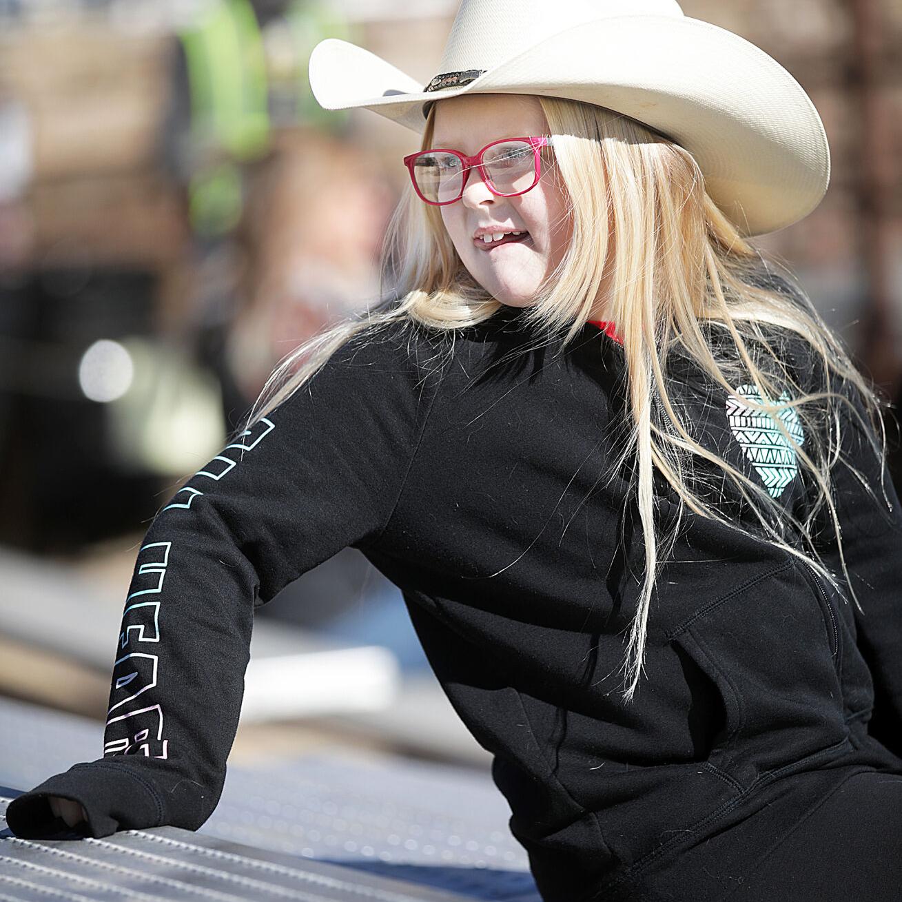 Bull riding and Cowboy Christmas draw families to Tombstone - Vimarsana News