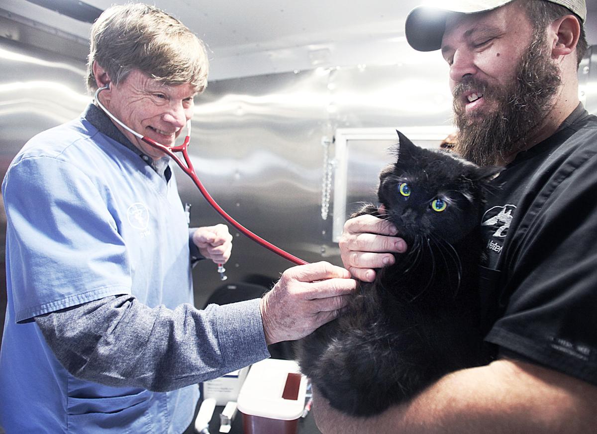 Mobile Unit Inaugural Vaccination Clinic Community Myheraldreview Com