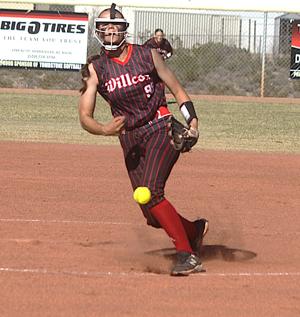 Led by phenom Macumber, Willcox girls hit the ground running