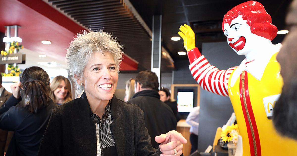 Sierra Vista celebrates 50th anniversary of first ever McDonald's drive ...