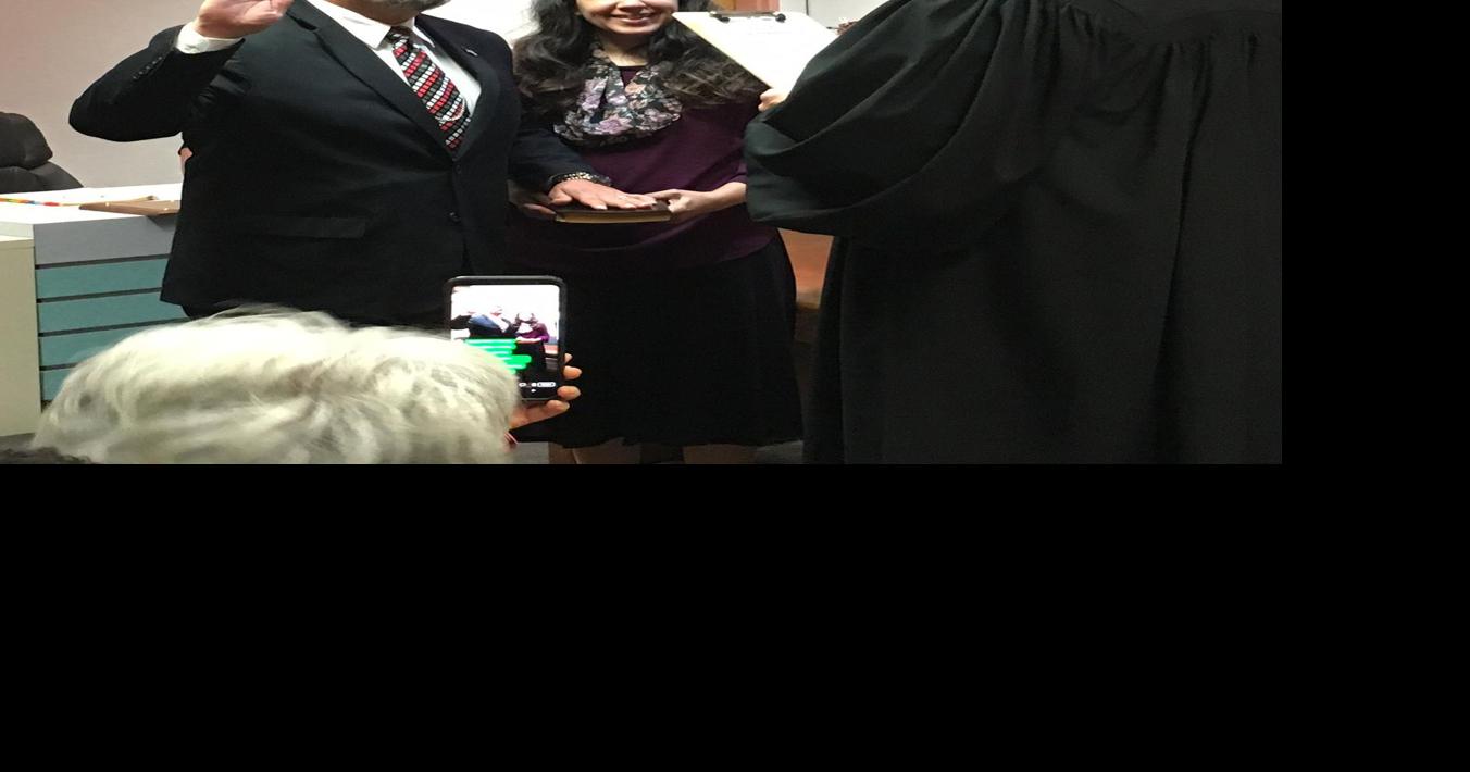 Wallace sworn in as Huachuca City mayor, looks to future Community
