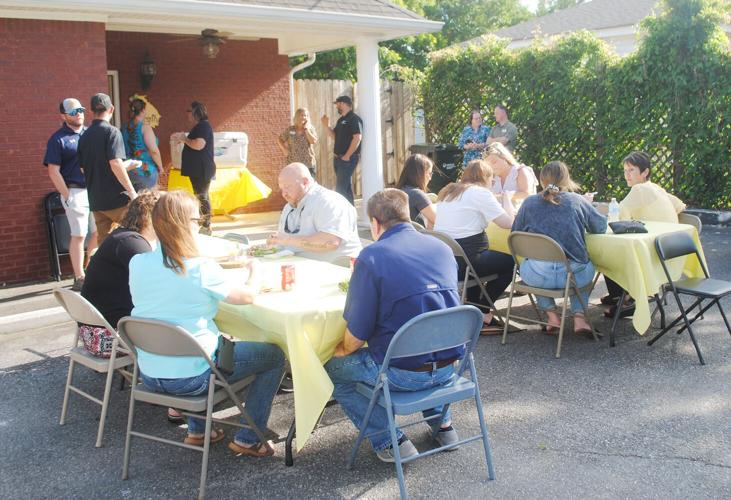 Middle Ga. Realty gets everyone in the Forsythia spirit News