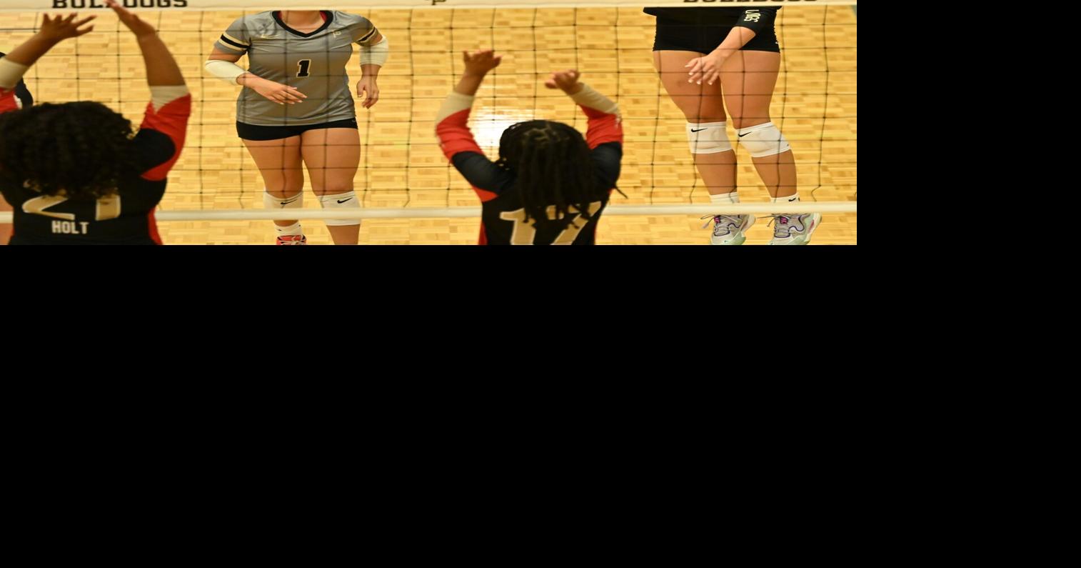 Lady Dogs sweep Hardaway