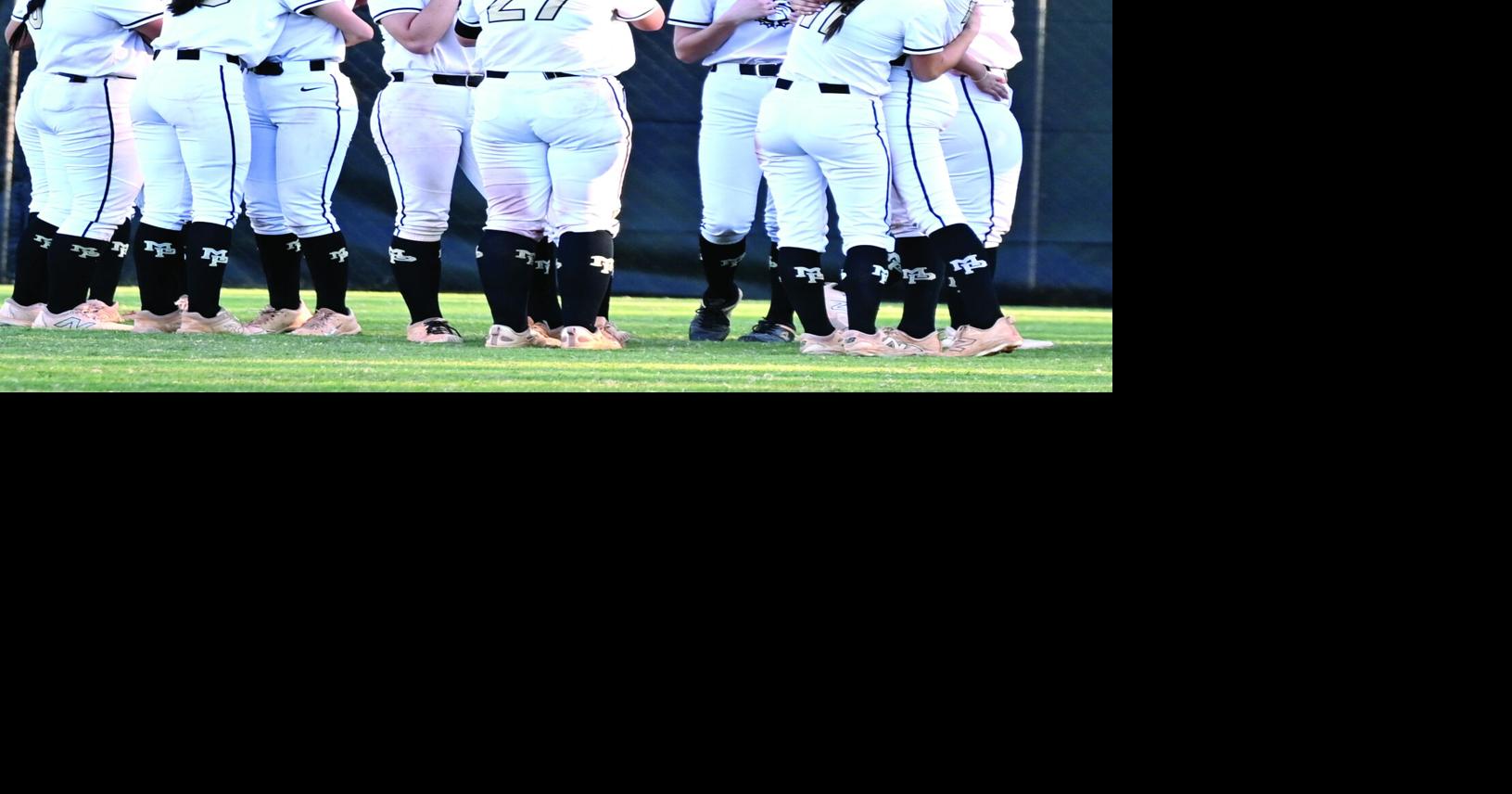 Lady Dogs fall in Round 1
